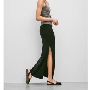 Aritzia Babaton Black Skirt